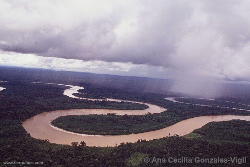 Vista aérea del río Amazonas