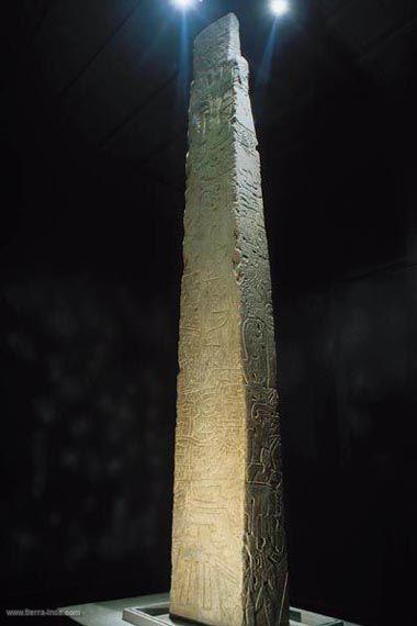 Obelisco Tello