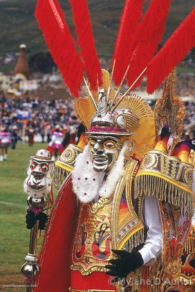 Enmascarado durante la Fiesta de la Candelaria, Puno