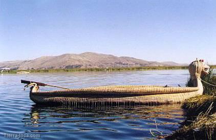 Caballito de totora (balsa), Uros