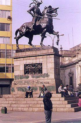 Estatua de Francisco Pizarro, Lima