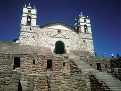 Iglesia de Chincheros