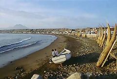 Caballitos de totora en Huanchaco
