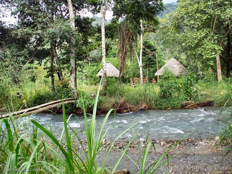 Rio Negro, Aguas Claras (Rioja)