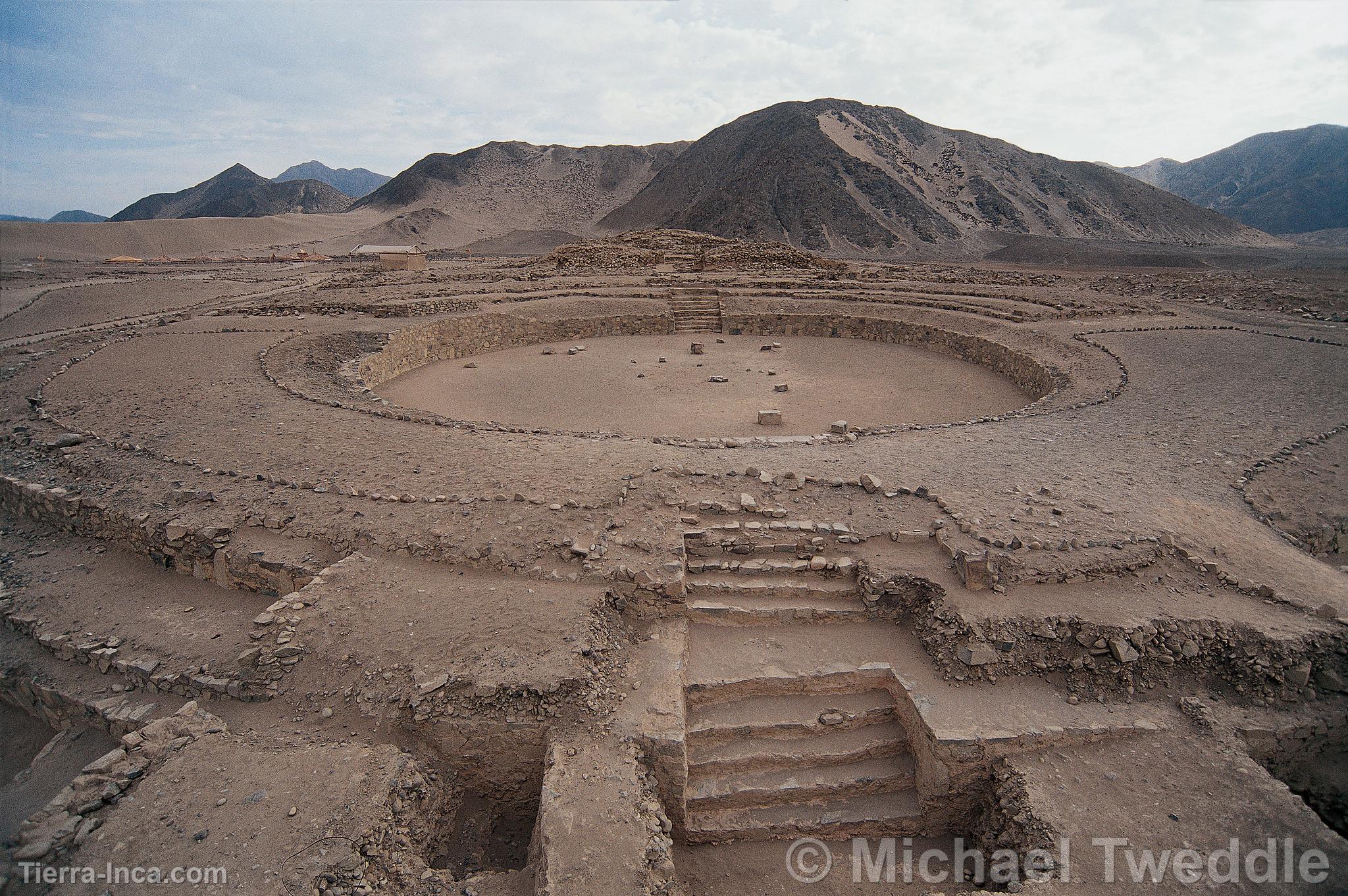 Complejo arqueologico de Caral