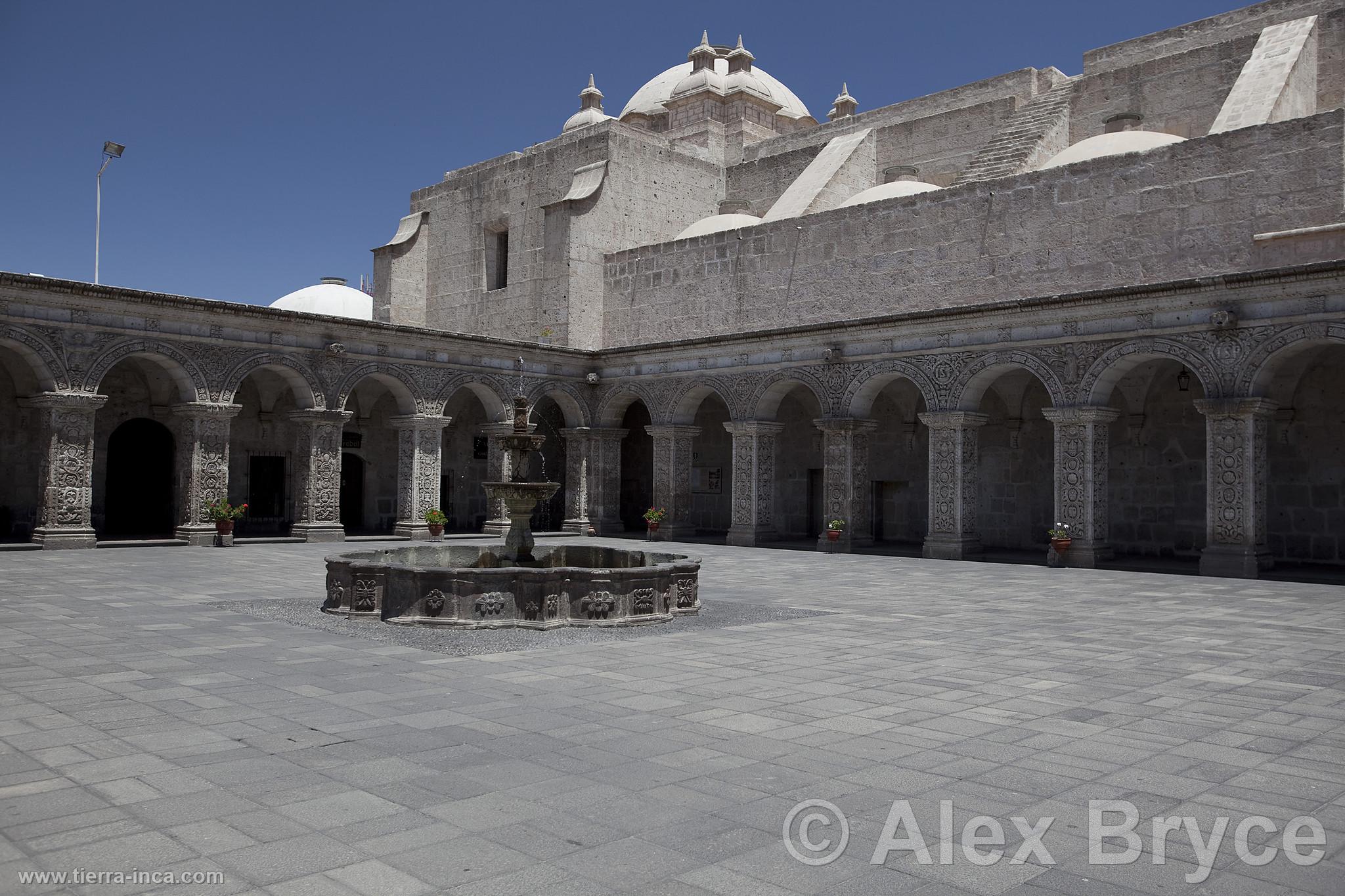 Convento de la Compañía de Jesús, Arequipa