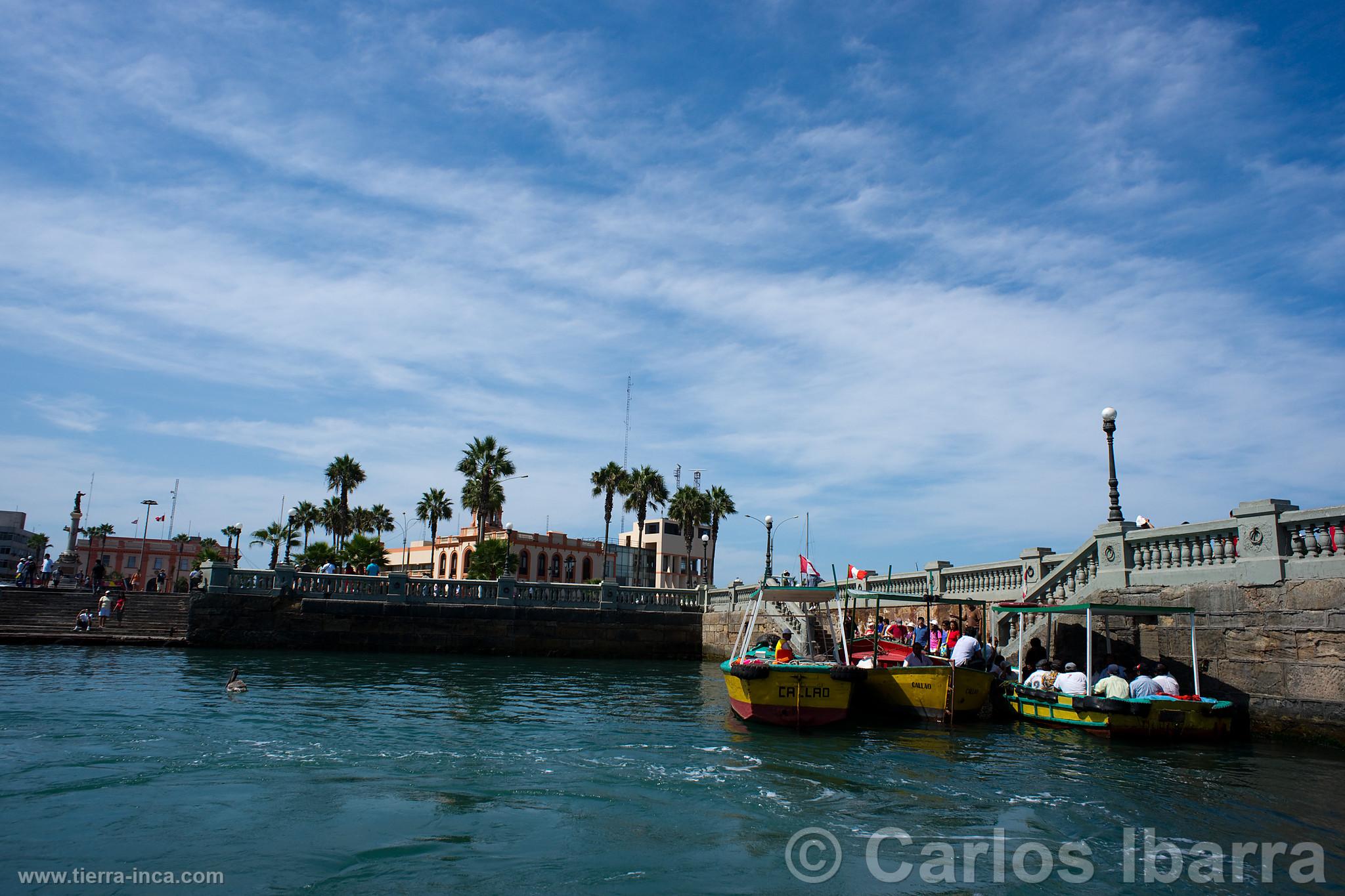 Embarcadero para turistas en el Callao