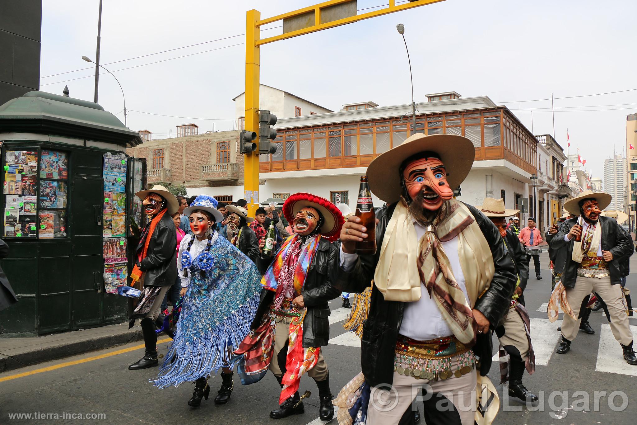 Procesión de la Vírgen del Carmen, Lima
