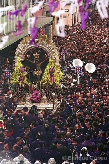 Procesión del Señor de Los Milagros, Lima