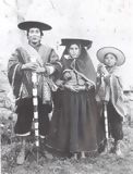 El alcalde de Canchis y su familia