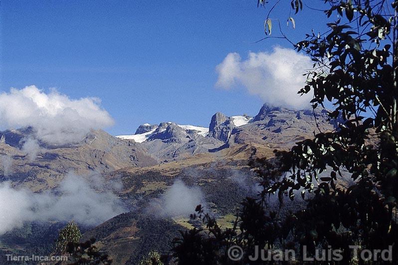 Santuario Nacional de Ampay