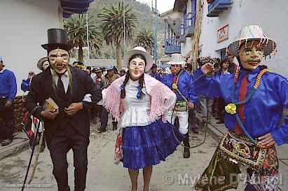 Danzas en la Fiesta de la Virgen del Carmen, Paucartambo