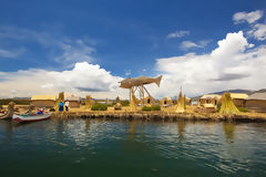 Islas de los Uros en el Lago Titicaca