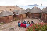 Isla Tikonata en el Lago Titicaca