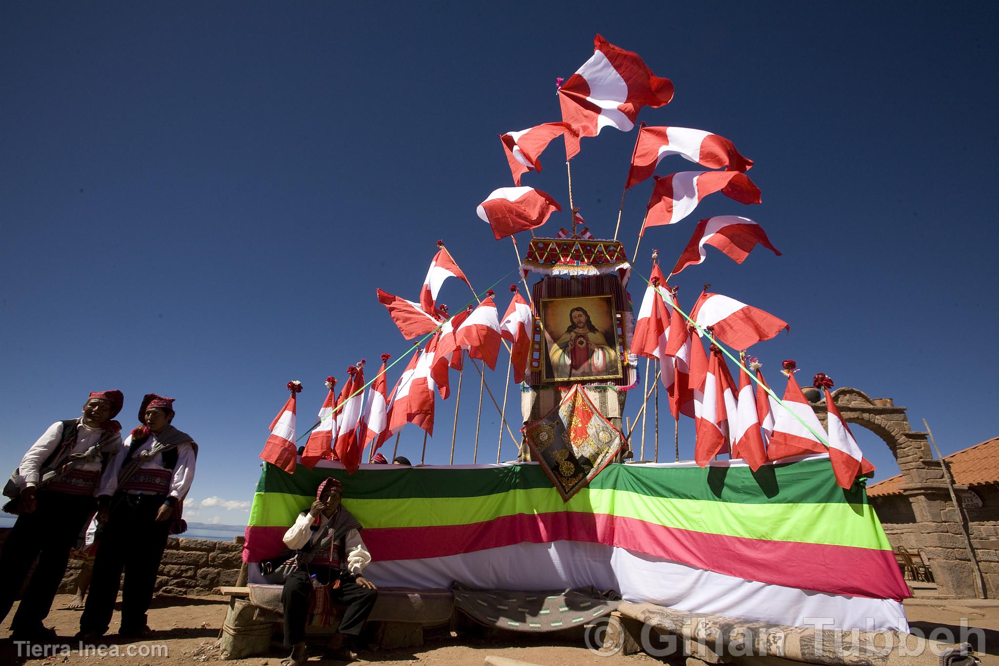 Isla Taquile en el Lago Titicaca