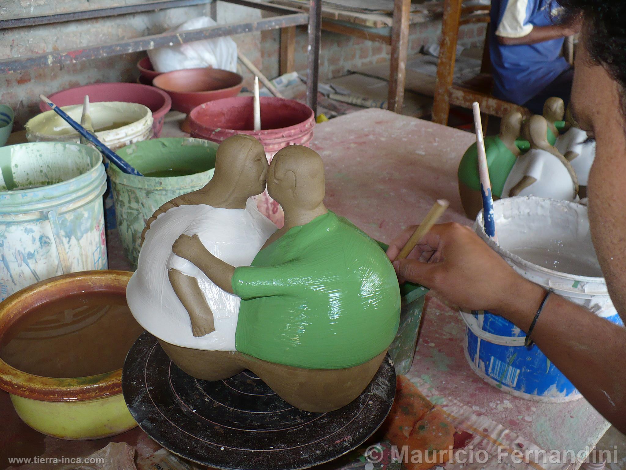Elaboración de cerámica de Chulucanas