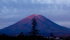 Volcn Misti y ciudad de Arequipa