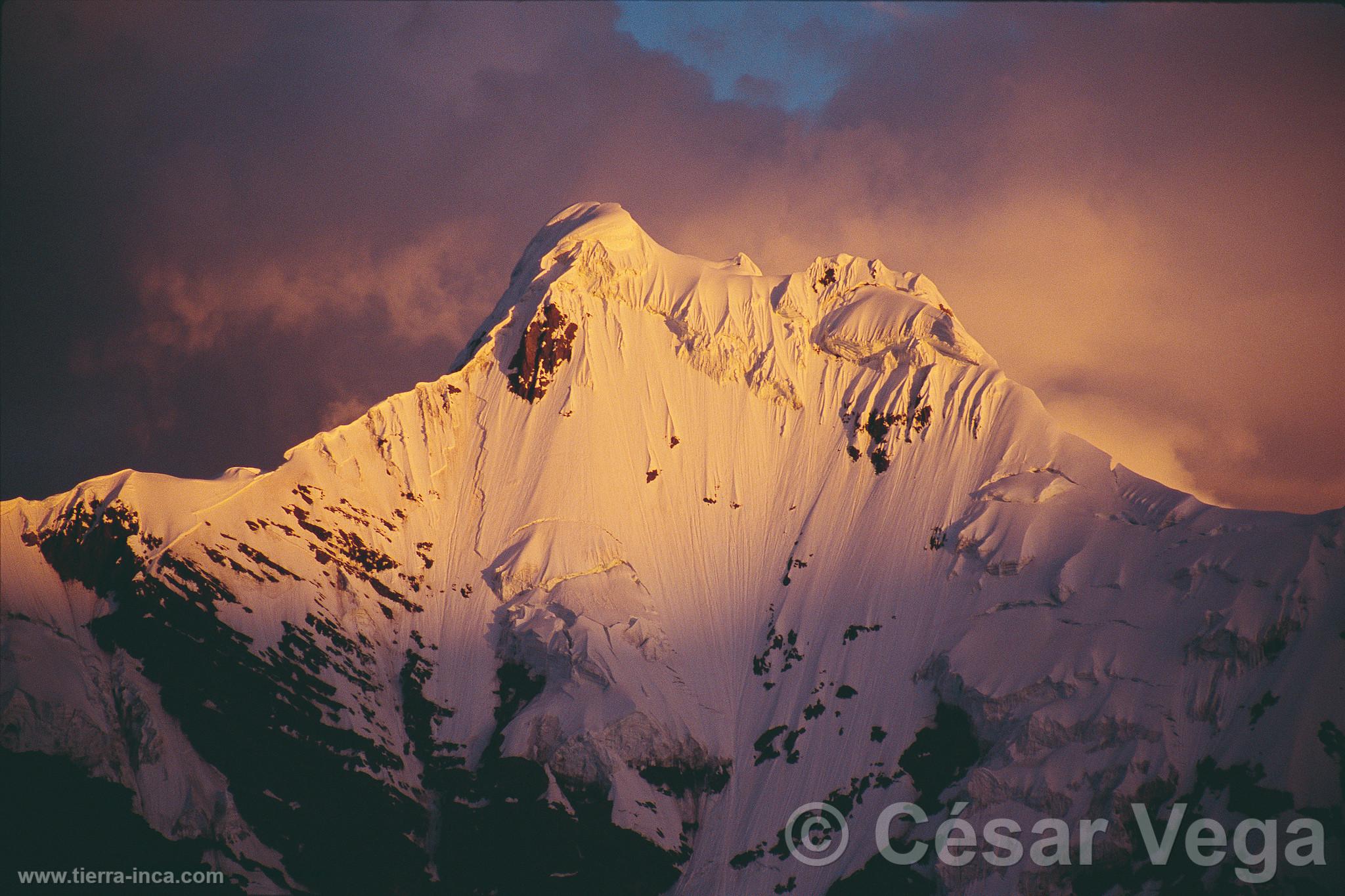 Nevado Maparaju 5326 msnm, Huascarán
